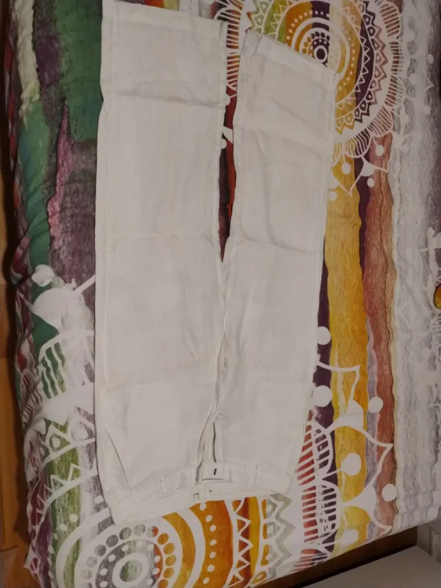 Pantalón de lino blanco