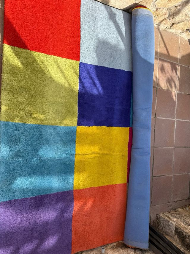 Tapete de pelo com design de quadrados 2,20x2,30m