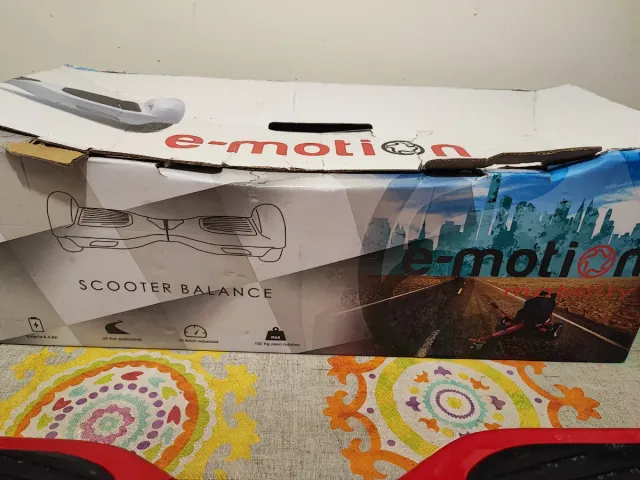 Patinete eléctrico sin manillar rojo E-motion