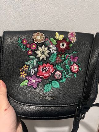 Bolso Desigual bandolera bordado flores