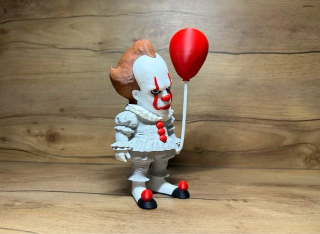Figura Pennywise con Globo Rojo