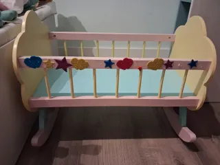 Bebé Reborn con Cuna