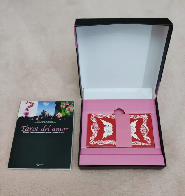 Tarot del Amor - De Vecchi / 2011