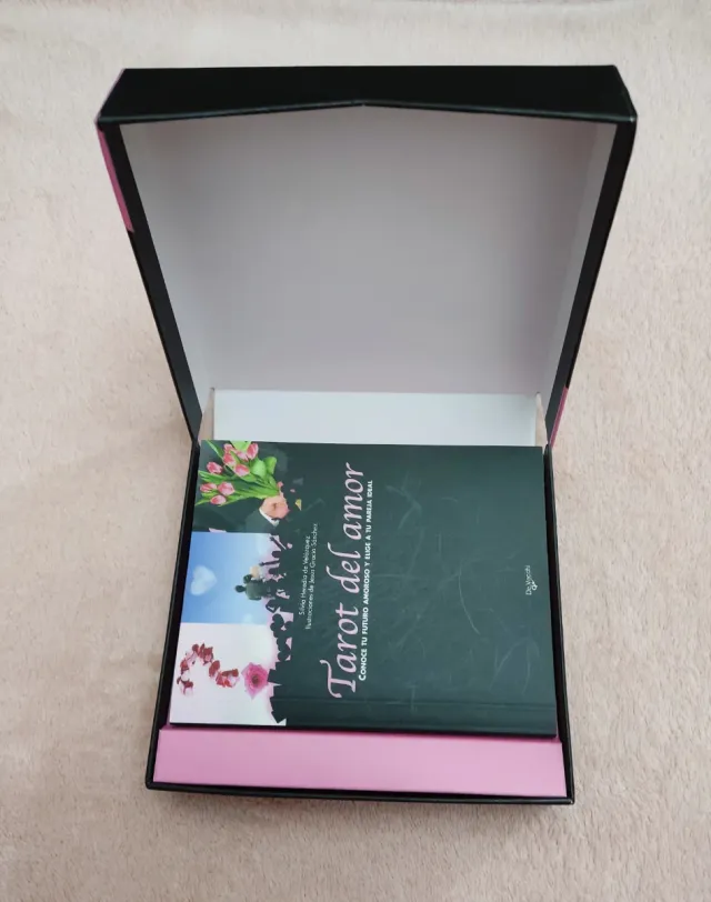 Tarot del Amor - De Vecchi / 2011
