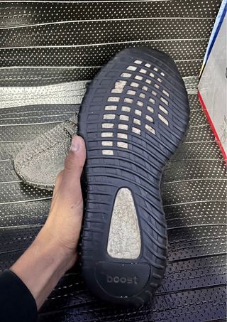 Adidas Yeezy Boost 350 V2