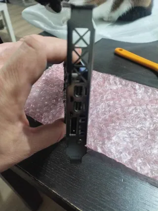 AMD Radeon Pro WX 3100 Tarjeta Gráfica