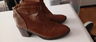 Botines tacón marrón talla 40