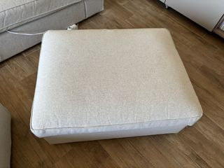 Divano Kivik 3 posti Ikea + 2 pouf