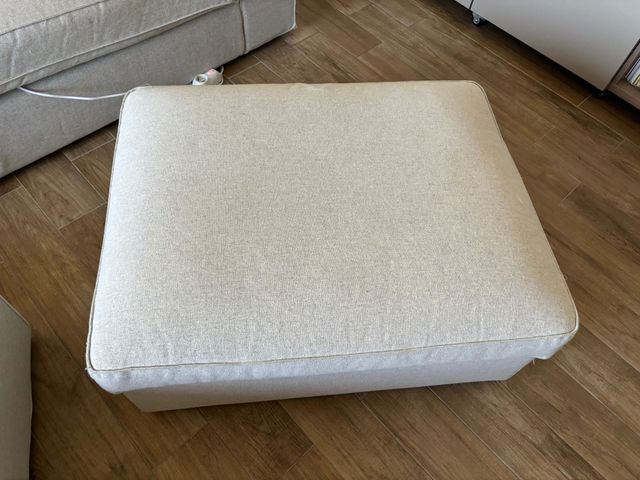 Divano Kivik 3 posti Ikea + 2 pouf