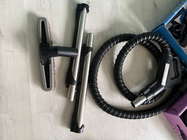 Aspiradora Rainbow Negra