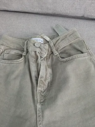 Pantalón vaquero Zara verde mujer talla 32