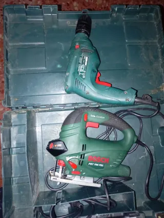 Sierra de calar Bosch PST 700 PEL +Taladro Cansel