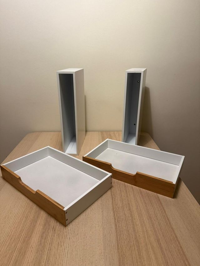 Estantes flotantes de bambú y blanco x2