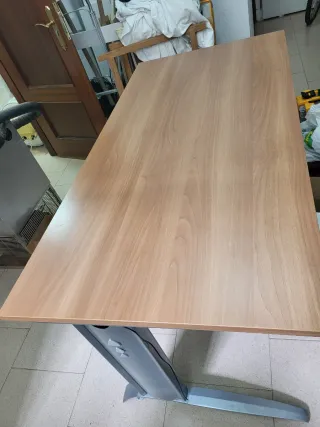 Mesa de oficina KARE madera y metal