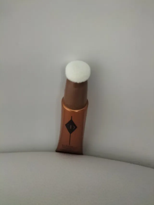 Charlotte Tilbury Iluminador Beauty Light Wand