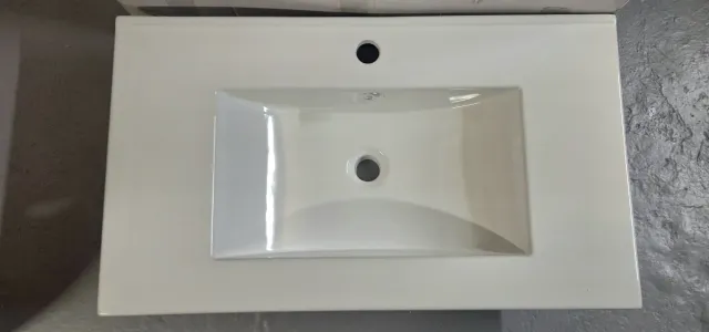 Lavabo de porcelana blanco