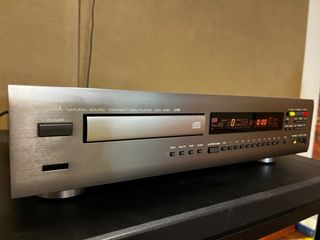 YAMAHA CDX-1050 Reproductor CD