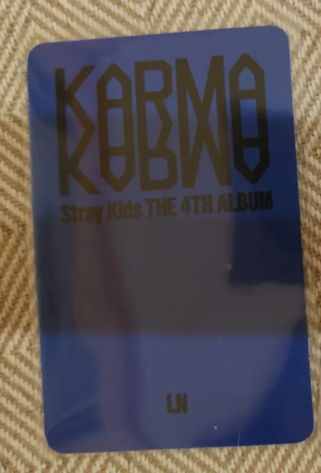 Pc IN SKZOO Karma Stray Kids