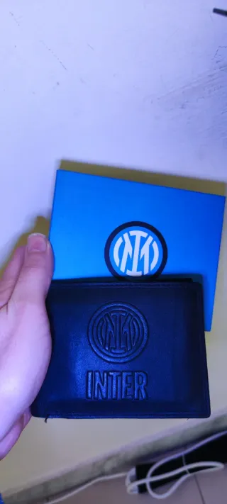 Portafoglio e asciugamani Inter