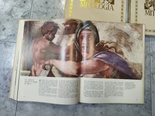 3 tomos de libros de mitología