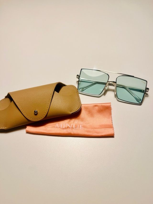 Gafas de sol Minue azules y plateadas