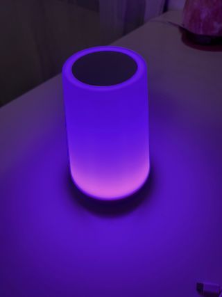 Lámpara LED táctil de mesa