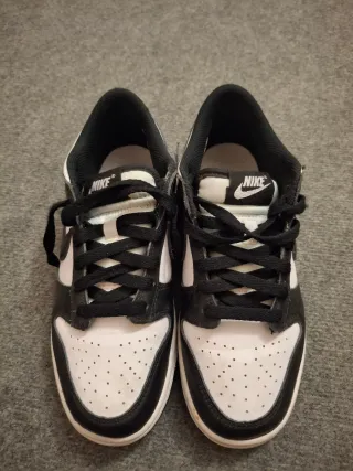 Nike Dunk Low Blanco y Negro