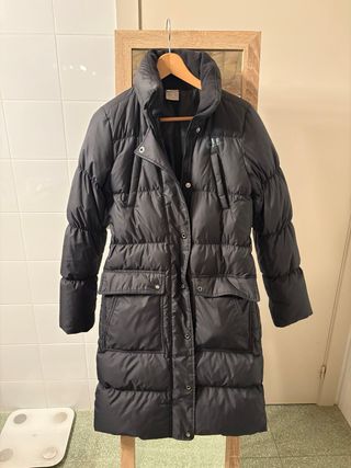 Abrigo Nike Negra Acolchada Mujer