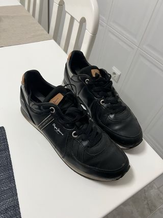 Sapatilhas Pepe Jeans Pretas e Prateadas