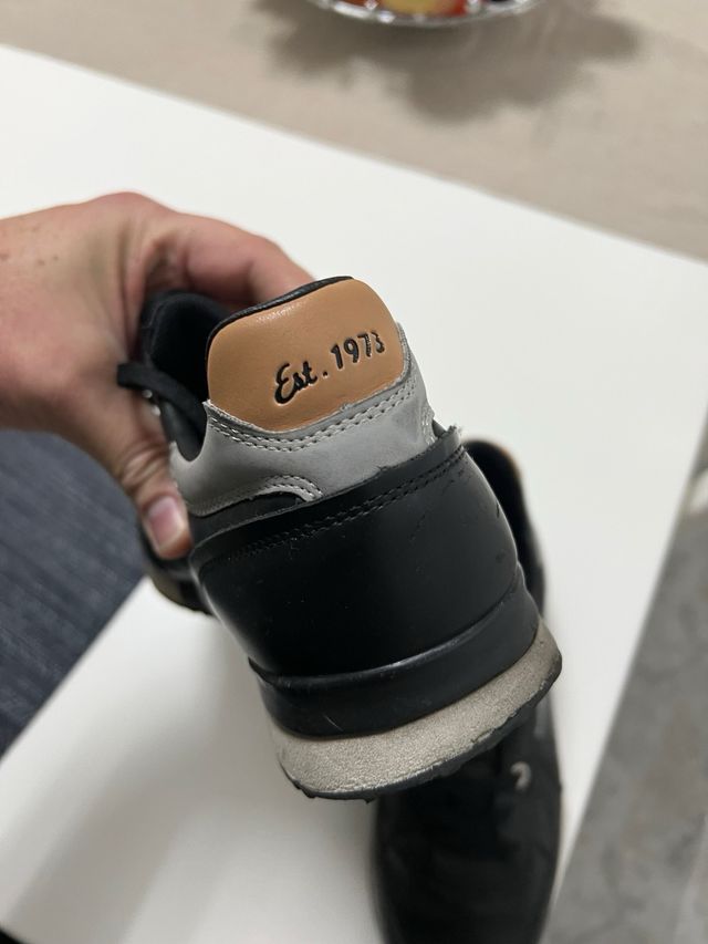 Sapatilhas Pepe Jeans Pretas e Prateadas