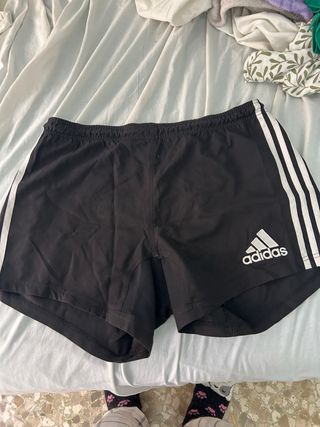 Calzona Adidas Negra