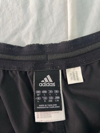 Calzona Adidas Negra