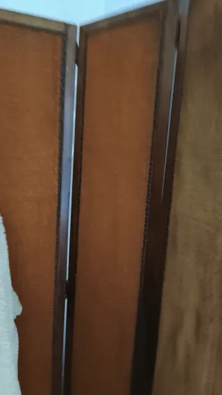 Biombo de madera con tela