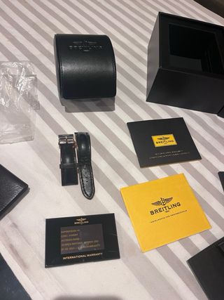 Breitling Manuales y Tarjetero Negro