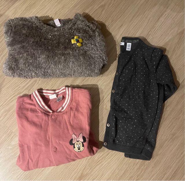 Lote 3 prendas:Chaqueta gris, sudadera rosa y gris