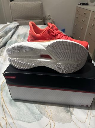 Zapatillas Saucony Endorphin Speed 5 Salmón