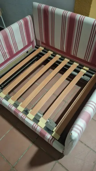 Sofá Cama Tapizado Rayas