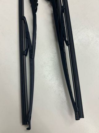 Limpiaparabrisas delantero y trasero S520/520