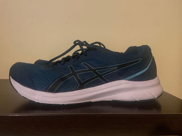 Tenis Asics Azul y Blanco
