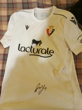 Camiseta y pantalón corto Osasuna