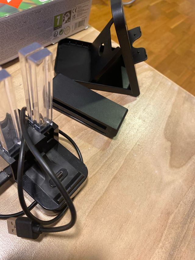 Nintendo Switch Azul/Rojo con Accesorios