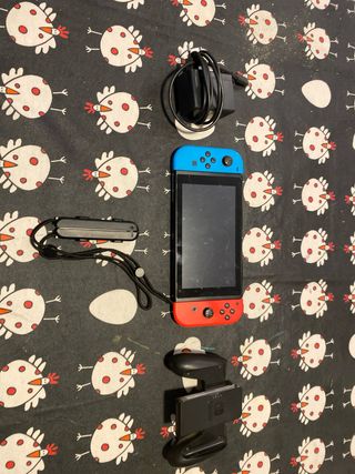 Nintendo Switch Azul/Rojo con Accesorios