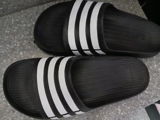 Chanclas Adidas Talla 36