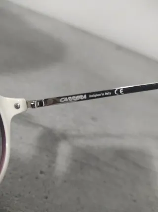 Gafas de sol Carrera rojas y blancas