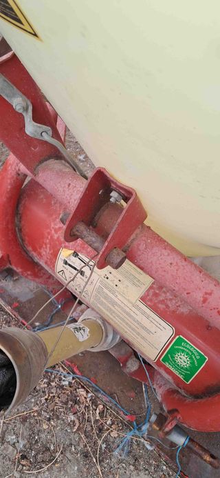 Abonadora centrífuga poliéster 400 kg