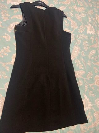 Vestido negro Fórmula Joven