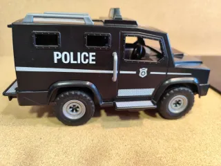 Todoterreno Policía Playmobil