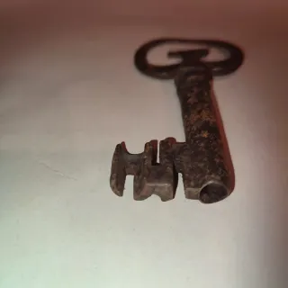 Antigua Llave Forja S. XVII-XVIII