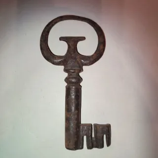 Antigua Llave Forja S. XVII-XVIII