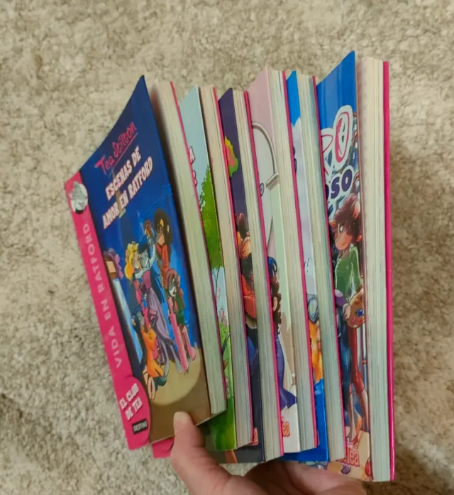 Lote de libros del Club de Tea